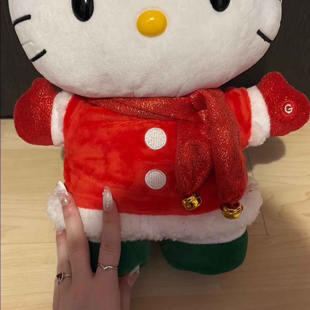 Hello Kitty Christmas Plush Toy - Picture 4 of 5